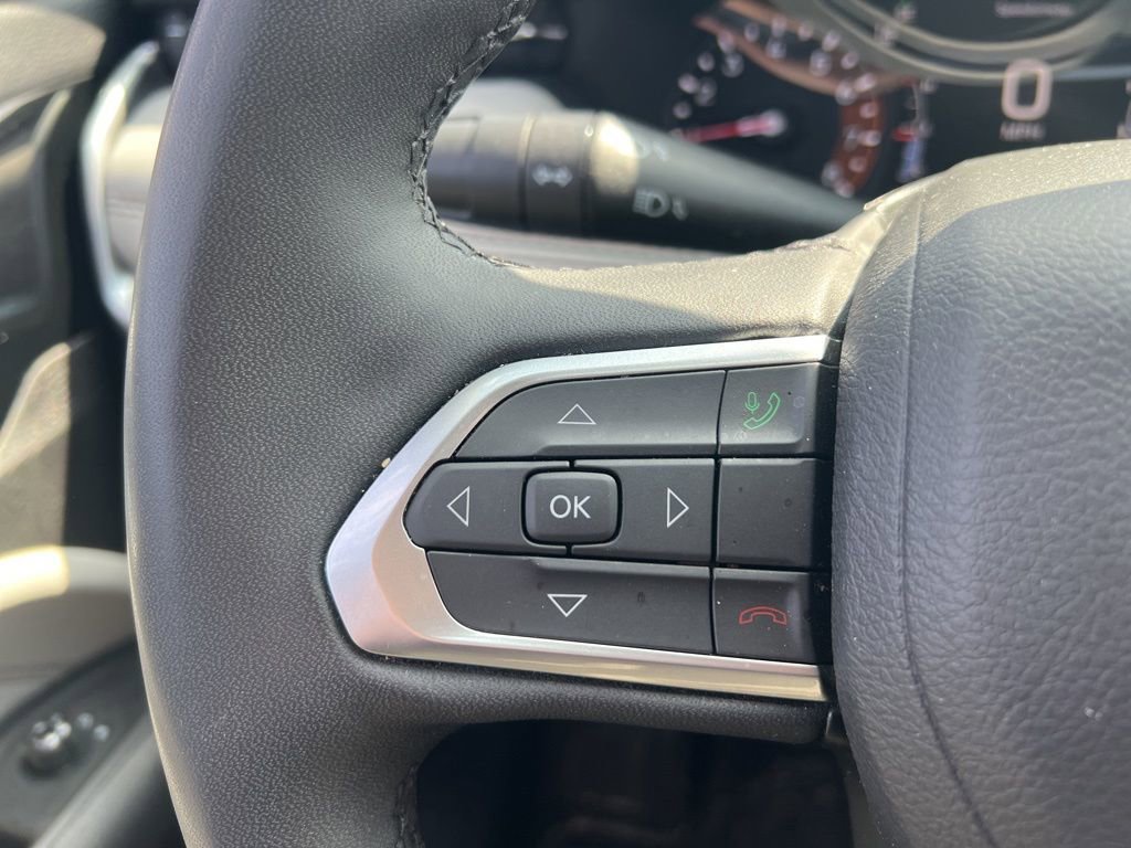 Used 2025 Jeep Compass Limited AWD/4WD image 16