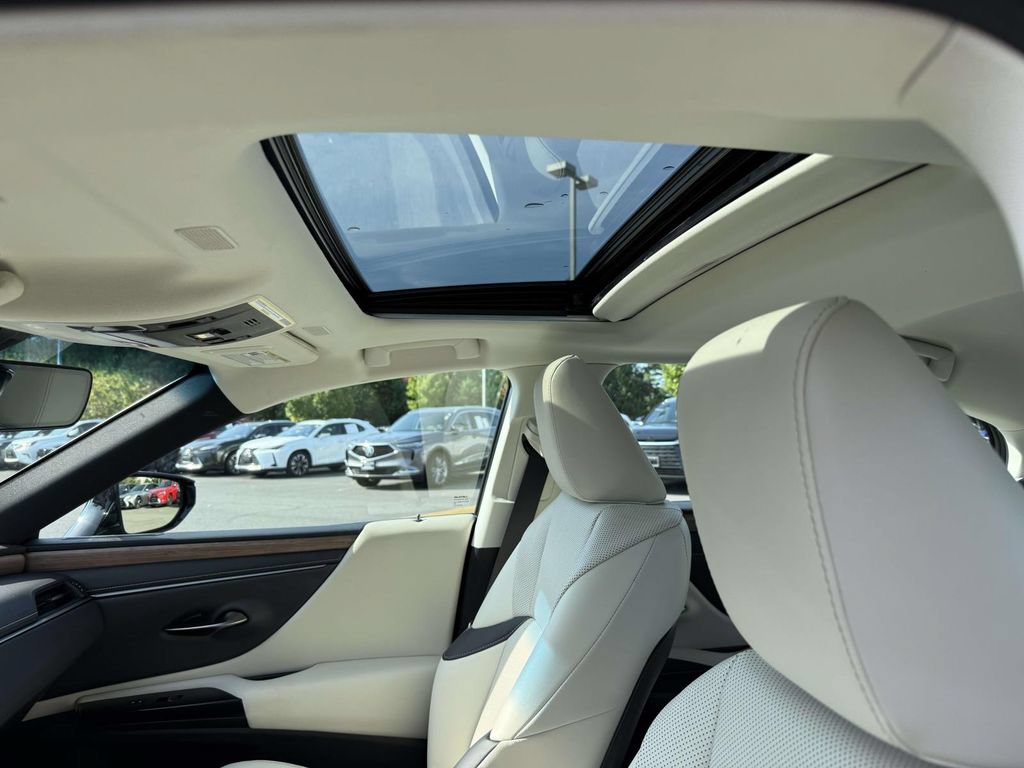 Used 2023 Lexus ES 350 w/ Premium Package FWD image 20