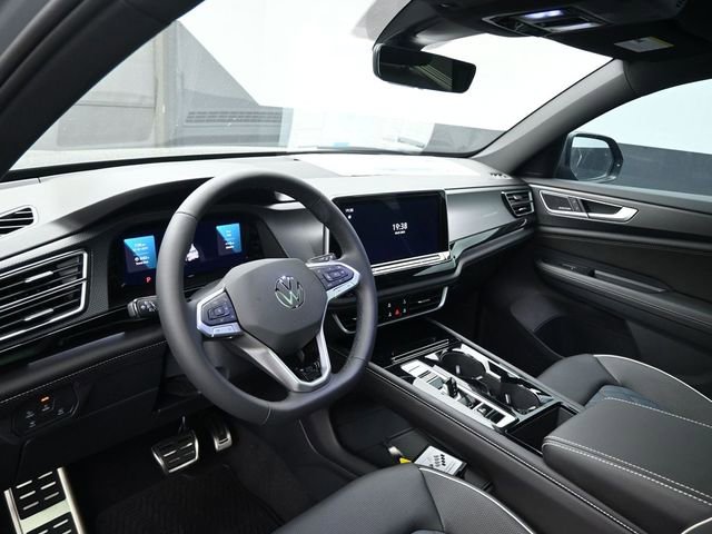 New 2025 Volkswagen Atlas Cross Sport SEL Premium R-Line image 31