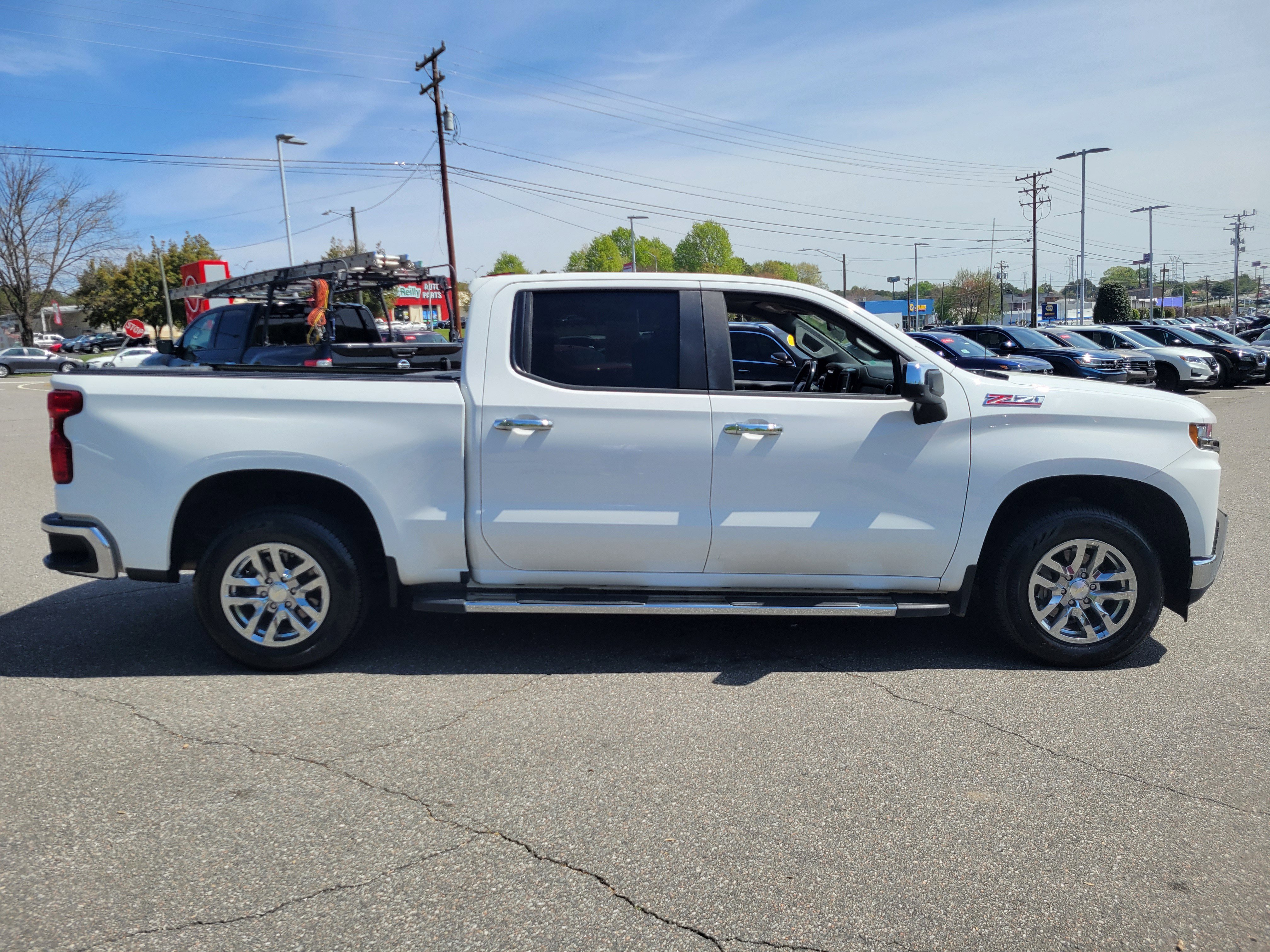 Used 2019 Chevrolet Silverado 1500 LT w/ All-Star Edition image 4