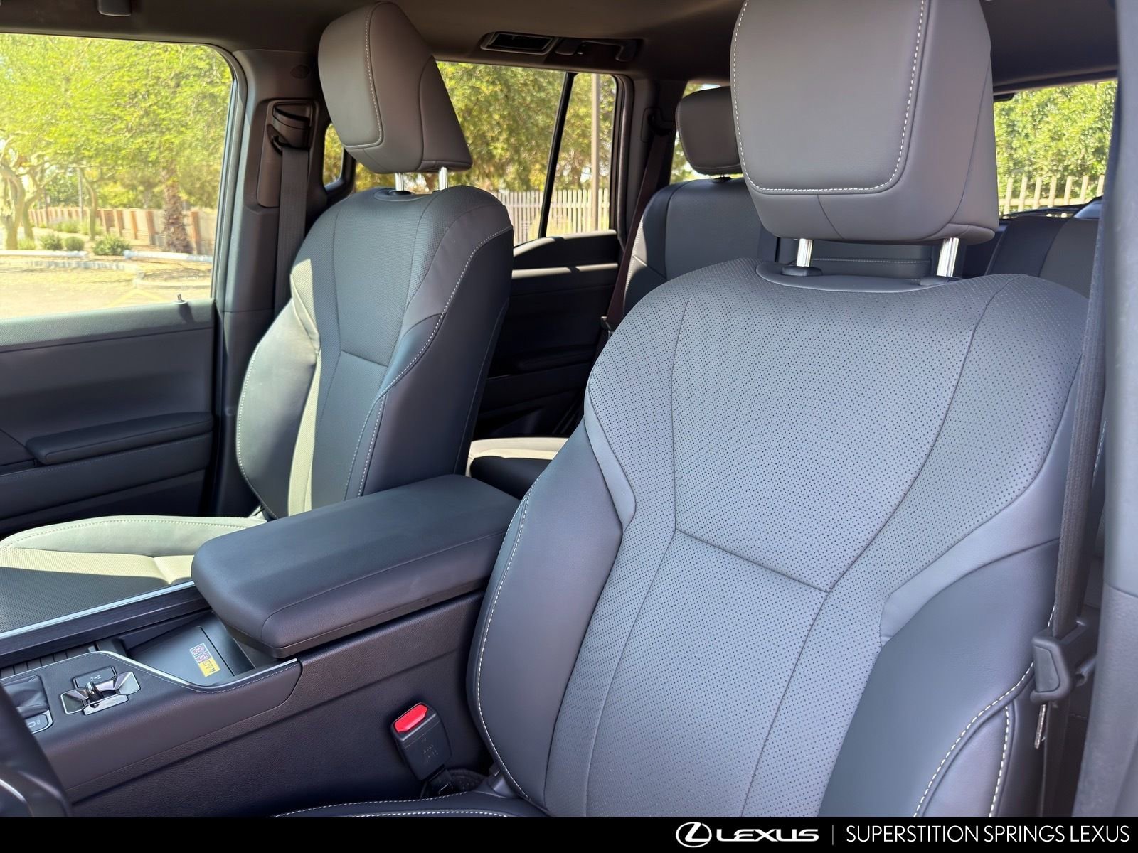 Certified 2025 Lexus GX 550 w/ Cold Area Package AWD/4WD image 13
