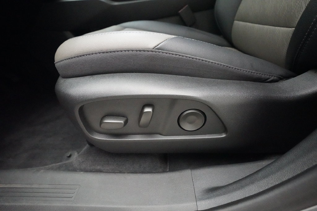 Used 2026 Chevrolet Equinox LT w/ Convenience Package II AWD/4WD image 27