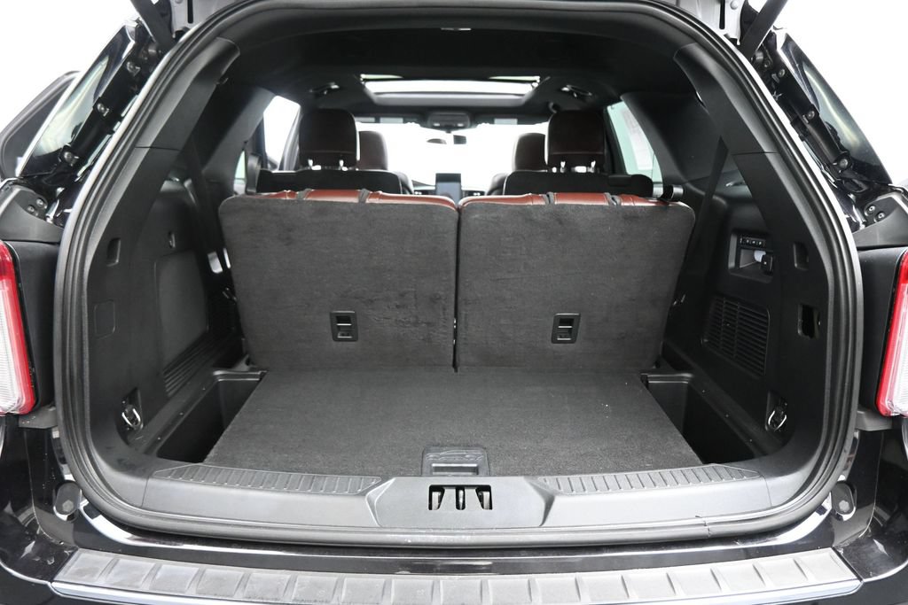 Used 2020 Ford Explorer Platinum w/ Premium Technology Package AWD/4WD image 20