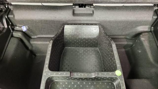 New 2026 Volvo EX90 Plus AWD/4WD image 42