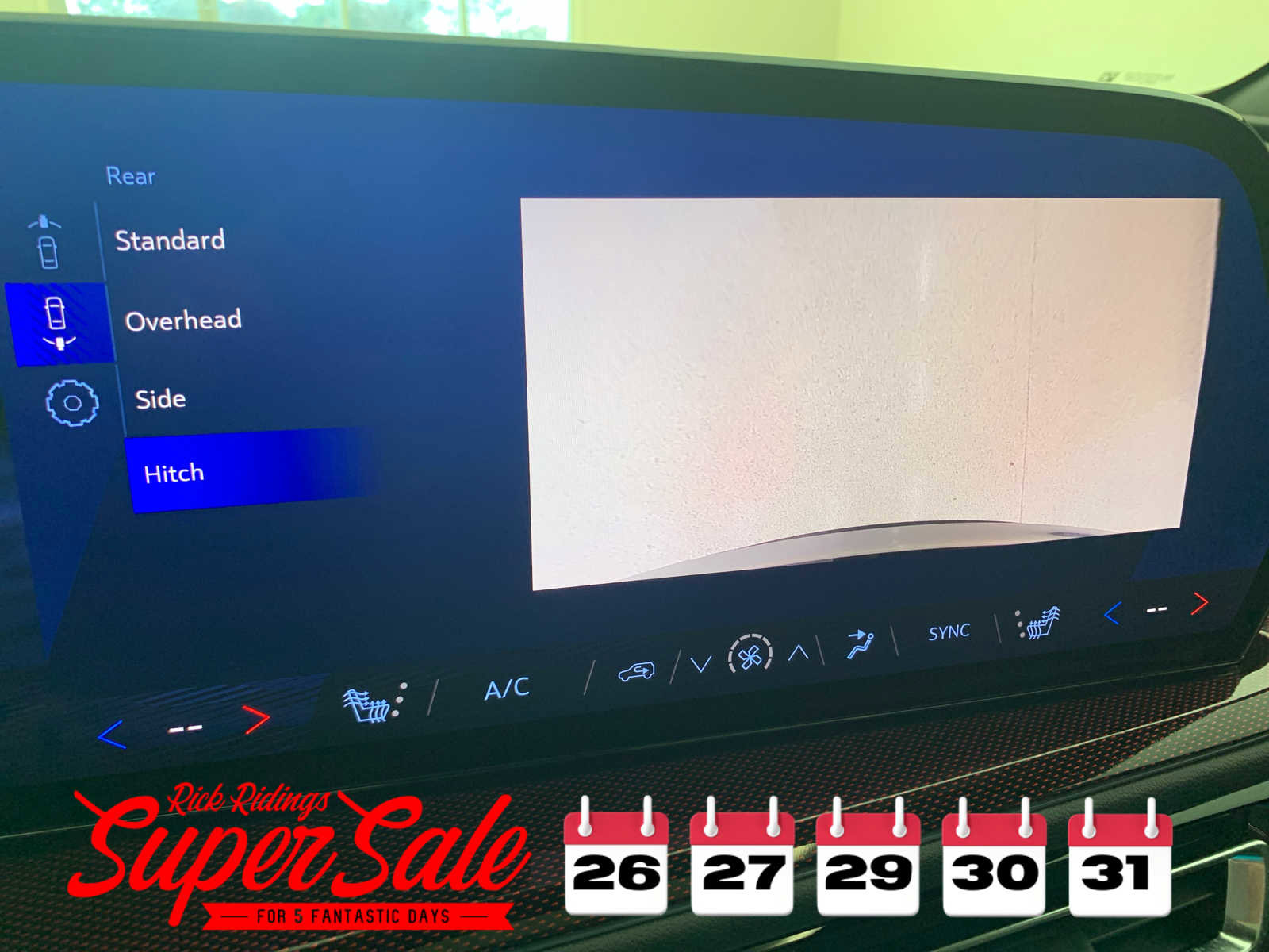 Used 2024 Chevrolet Traverse Z71 w/ Enhanced Driving Package image 40