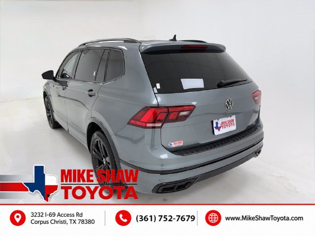 Used 2023 Volkswagen Tiguan SE R-Line FWD image 38