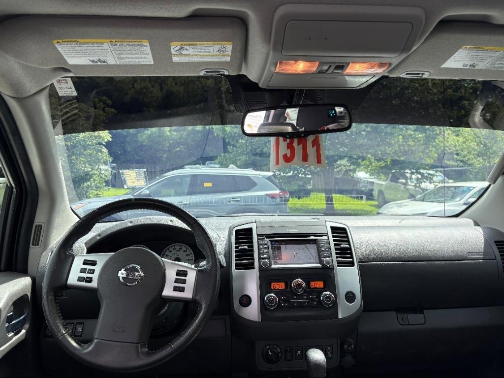 Used 2021 Nissan Frontier PRO-4X w/ Pro-4x Utility Package image 6