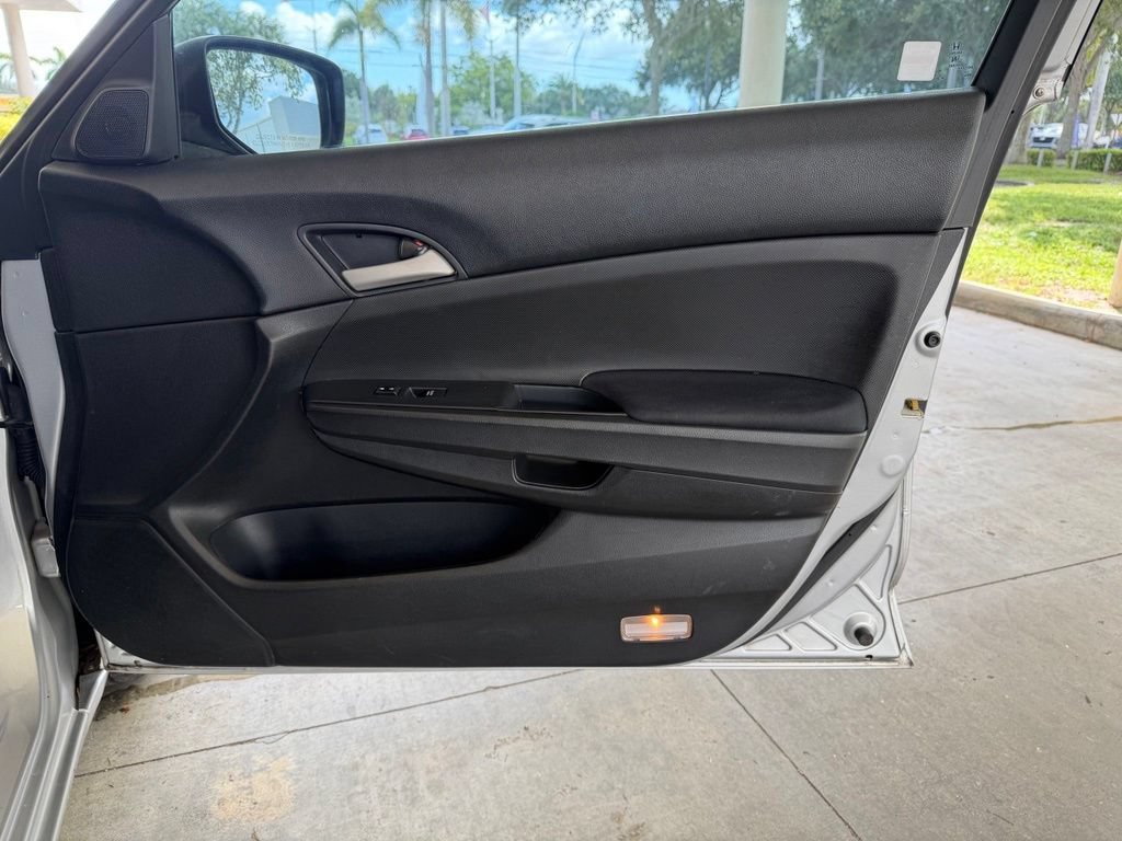 Used 2012 Honda Accord SE image 21