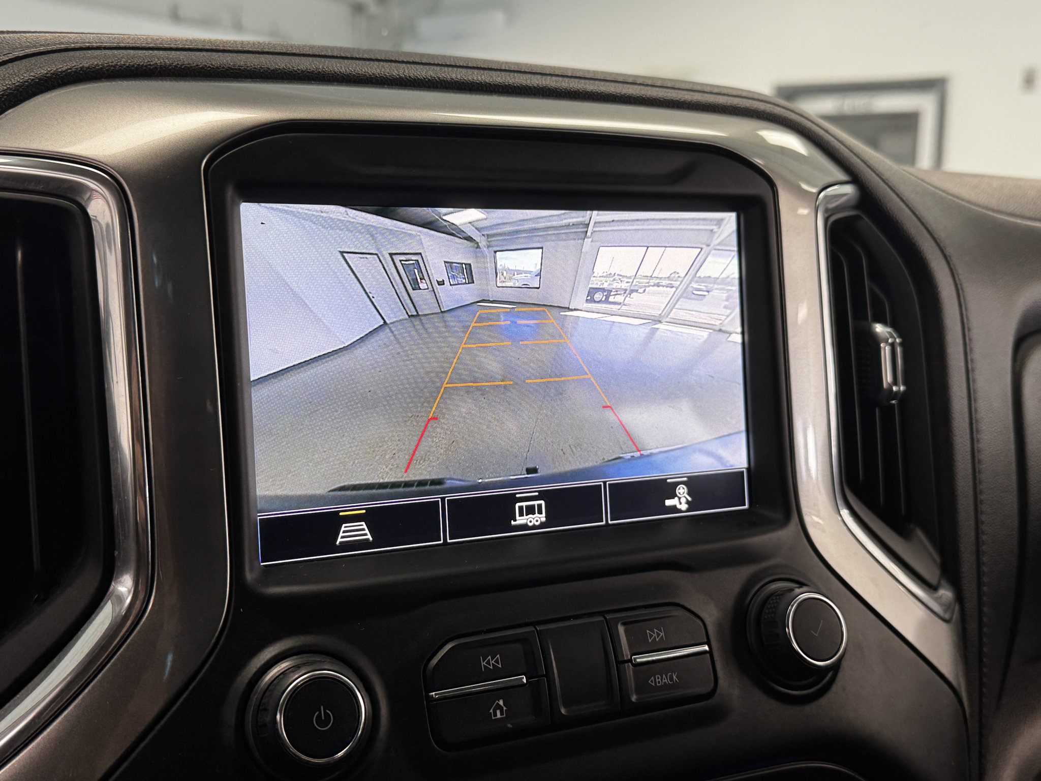 Used 2019 Chevrolet Silverado 1500 LT w/ All-Star Edition AWD/4WD image 21