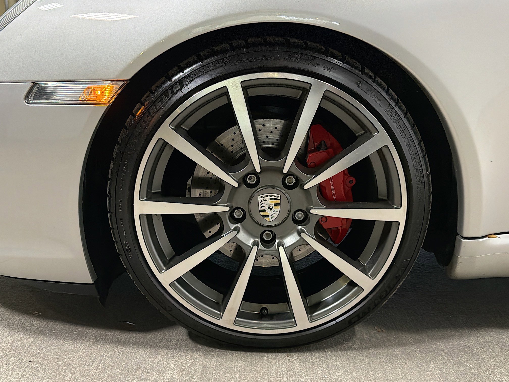 Used 2006 Porsche 911 Carrera 4S image 36