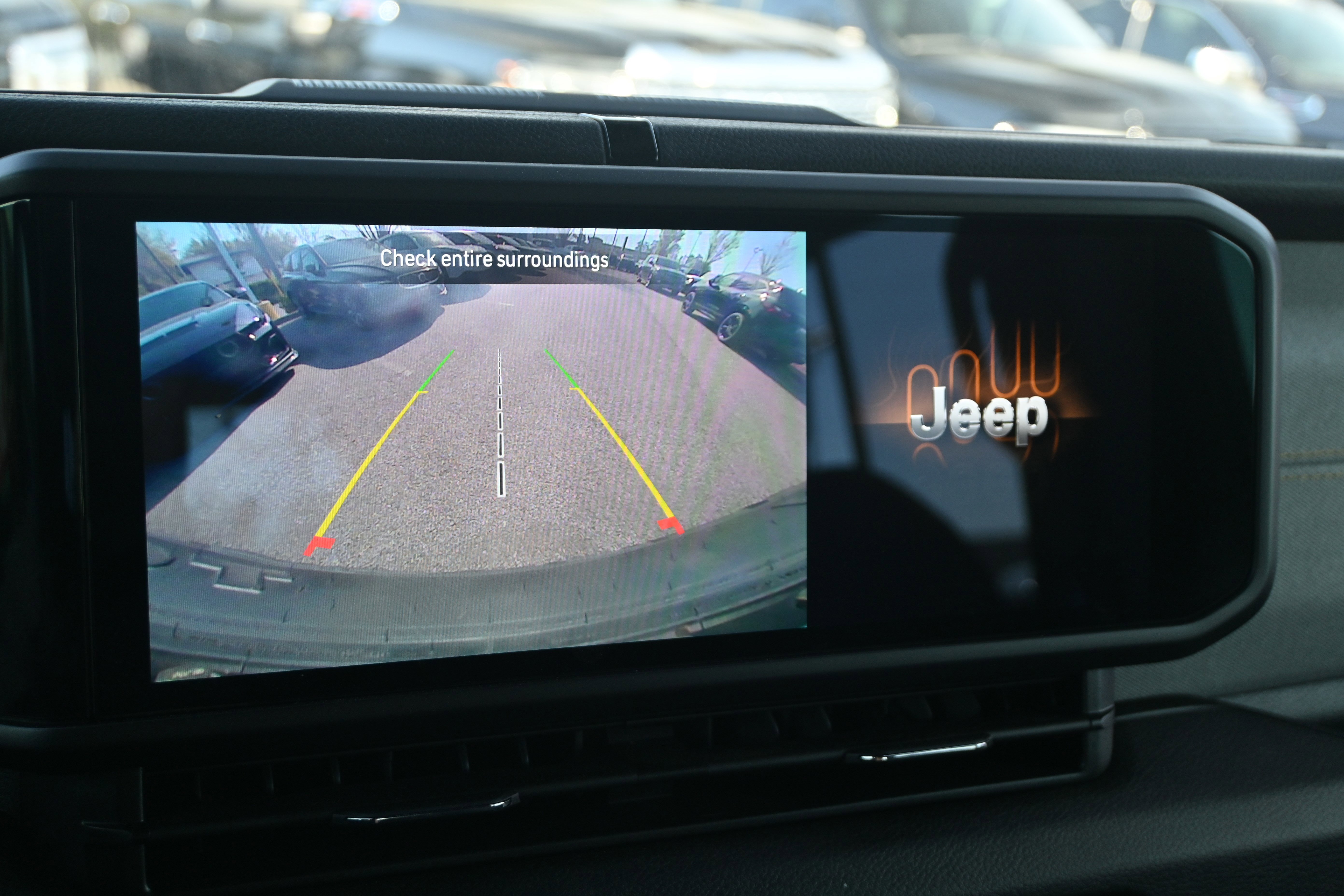 Used 2025 Jeep Wrangler Sport S image 15