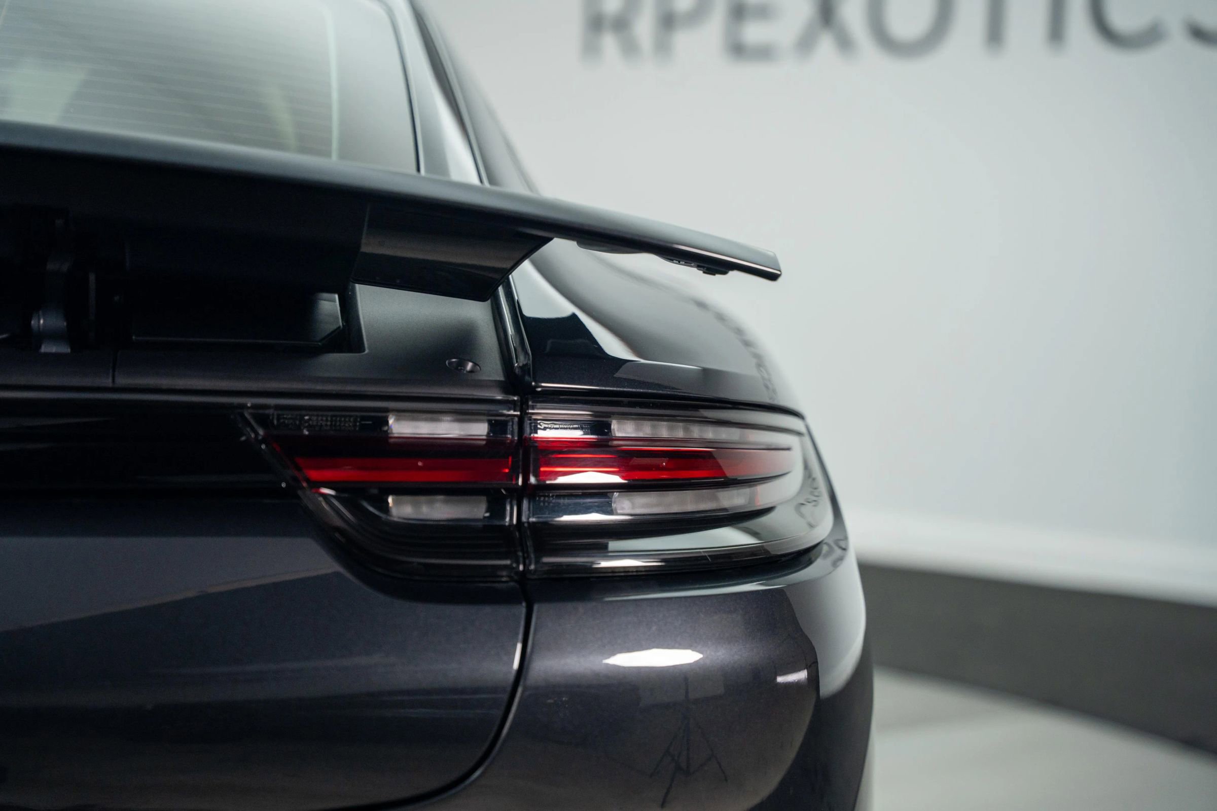 Used 2019 Porsche Panamera GTS image 22