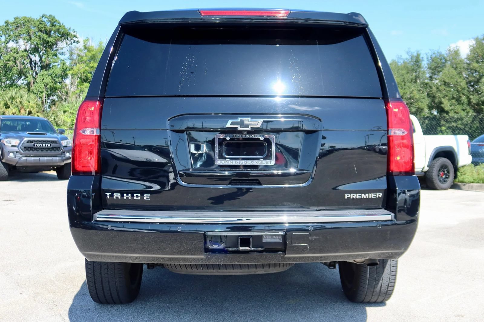 Used 2019 Chevrolet Tahoe Premier RWD image 3