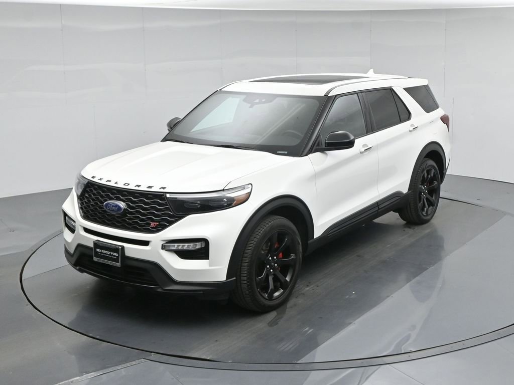 Certified 2022 Ford Explorer ST w/ ST Street Pack image 39