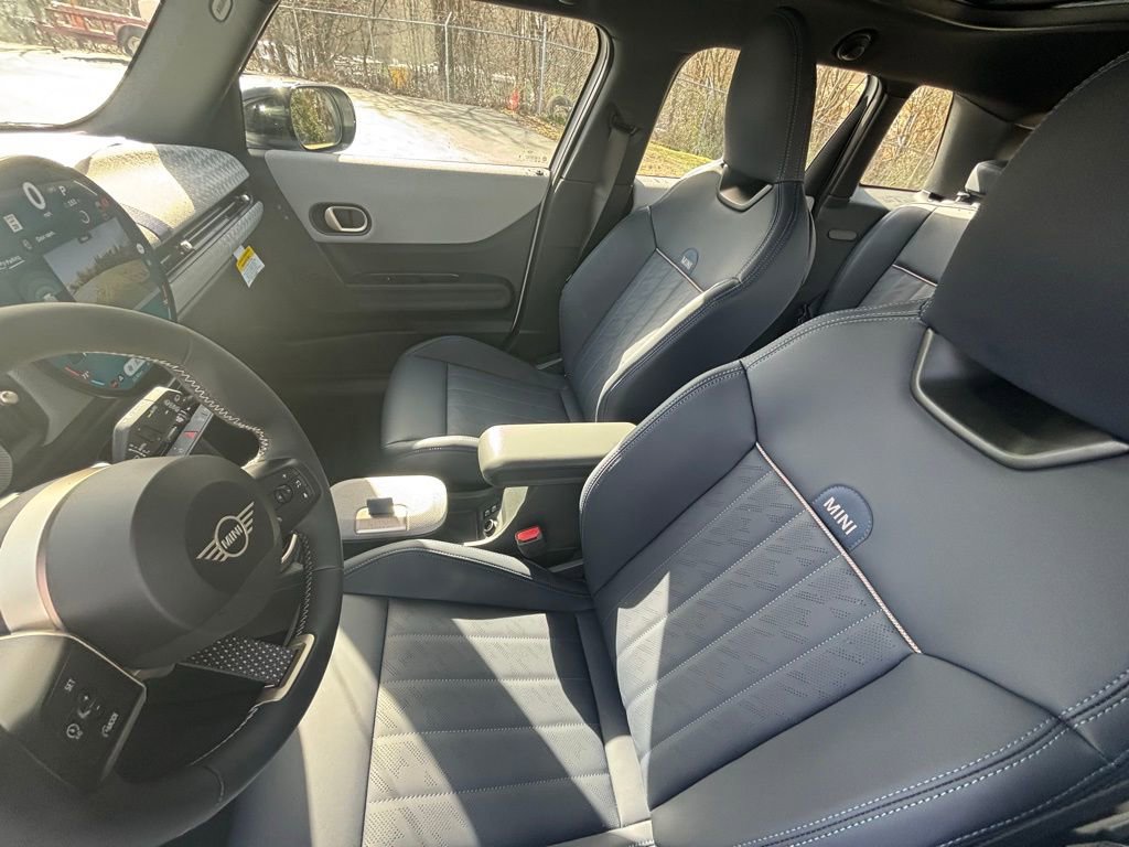 New 2025 MINI Cooper S image 10