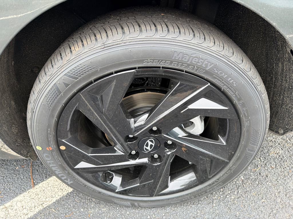 New 2026 Hyundai Elantra Sport FWD image 19