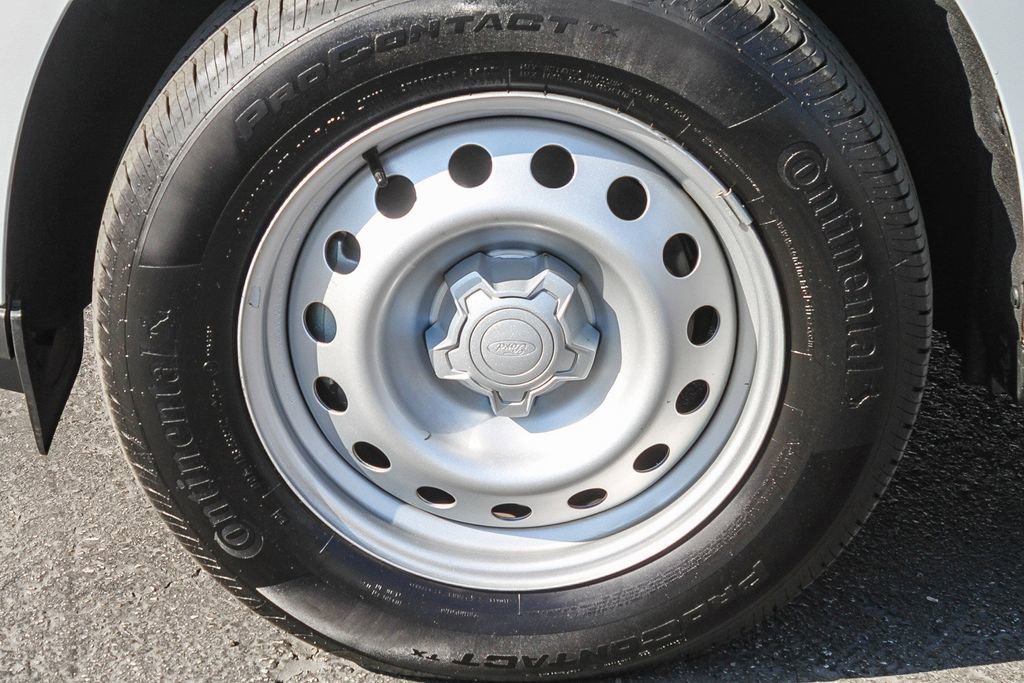 Used 2025 Ford Maverick XL w/ Equipment Group 102A image 14