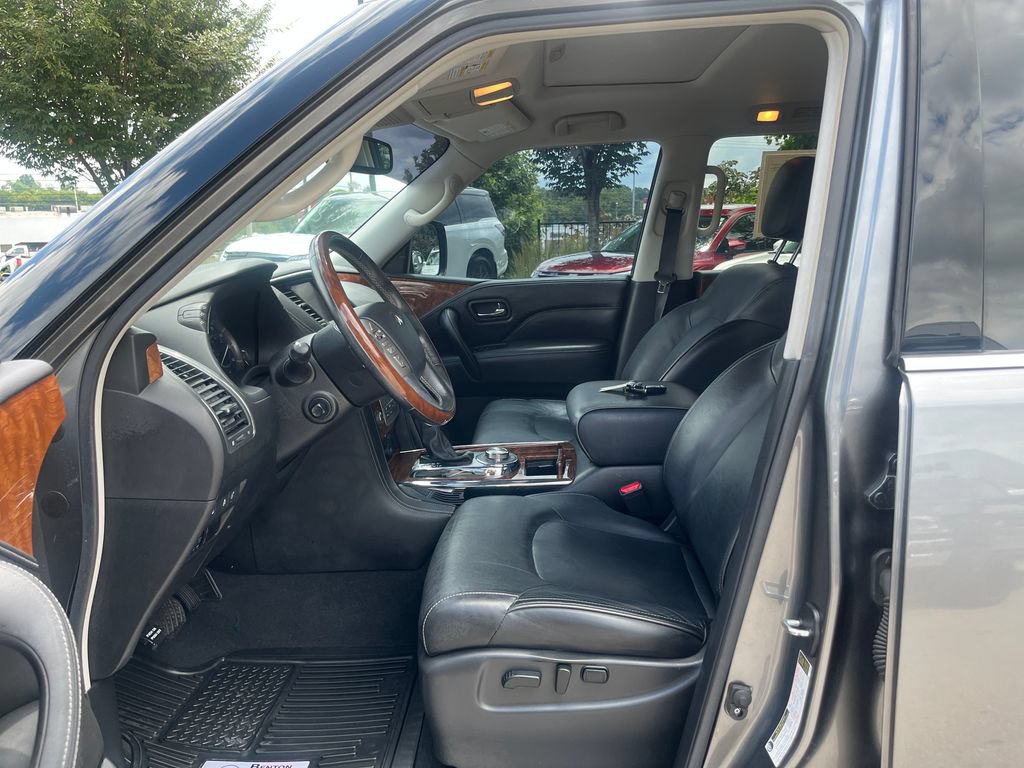Used 2018 INFINITI QX80 4WD w/ Driver Assistance Package image 9
