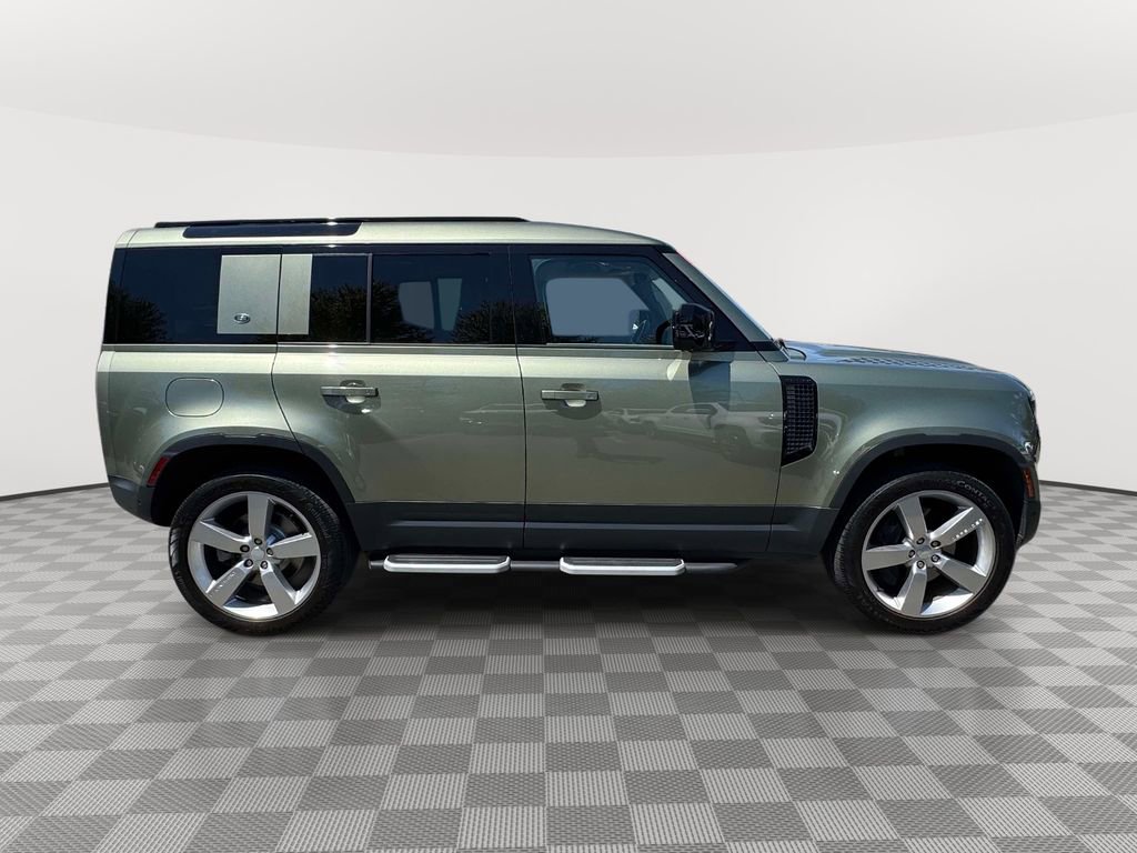 Used 2024 Land Rover Defender 110 S AWD/4WD image 7