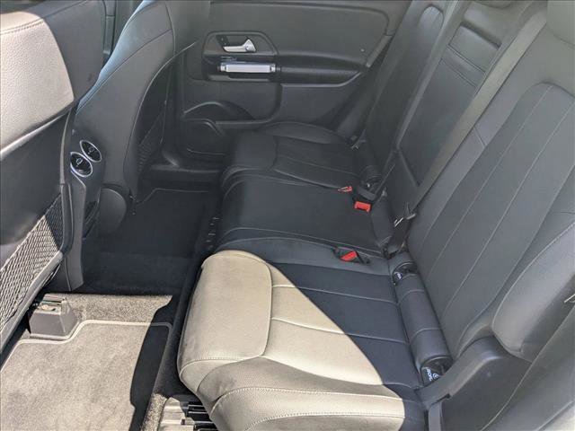 Used 2024 Mercedes-Benz GLB 250 image 19