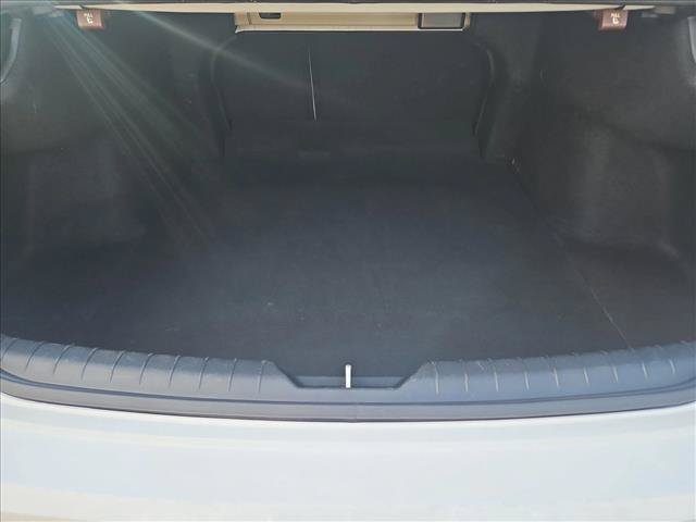 Used 2025 Hyundai Sonata SEL FWD image 6