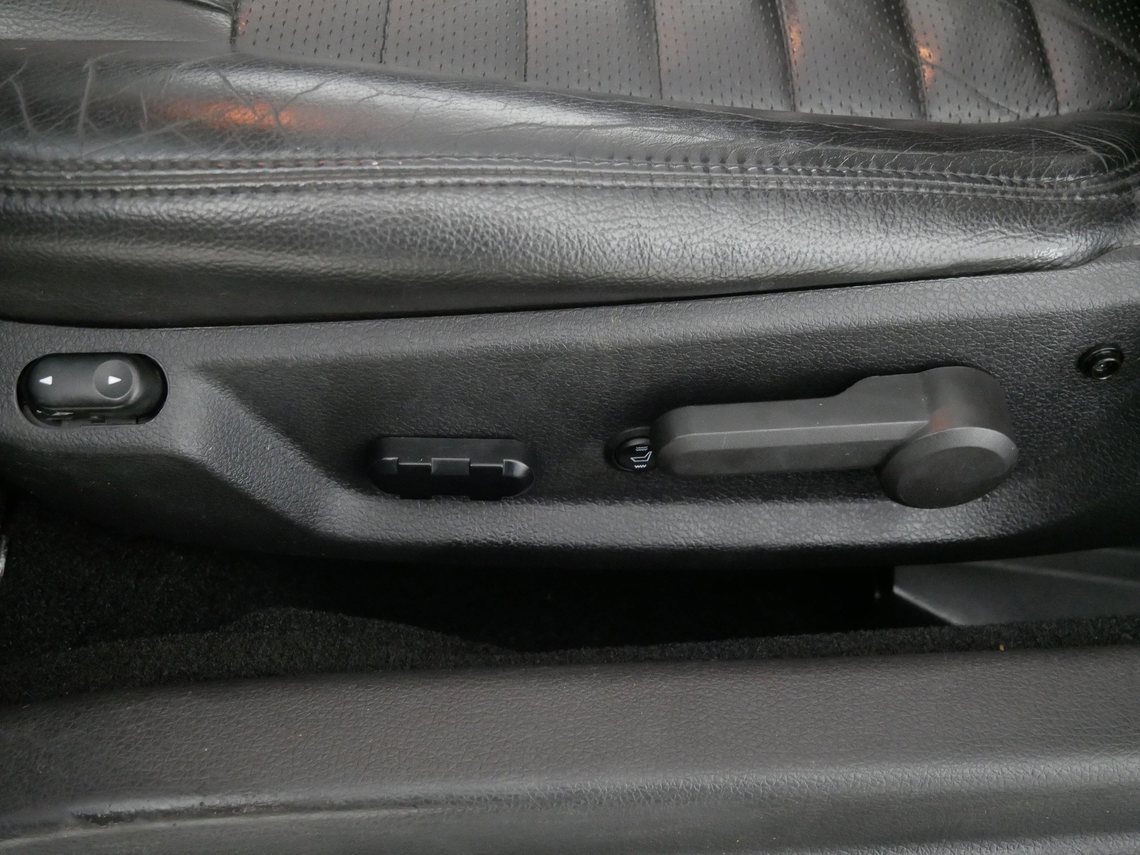 Used 2006 Ford Mustang GT Premium image 20