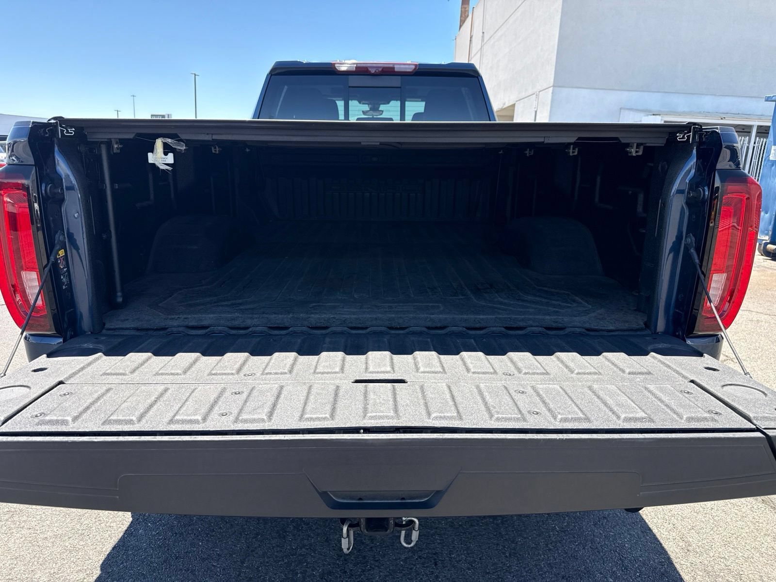 Used 2023 GMC Sierra 3500 Denali w/ Denali Ultimate Package AWD/4WD image 19
