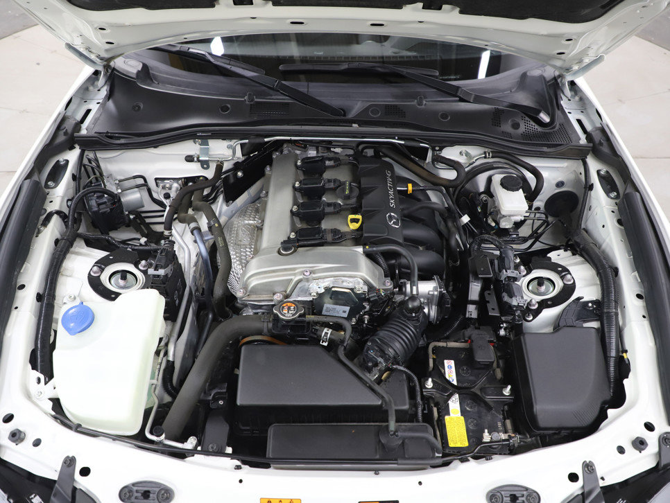 Used 2023 MAZDA MX-5 Miata Grand Touring w/ Weather Package image 27