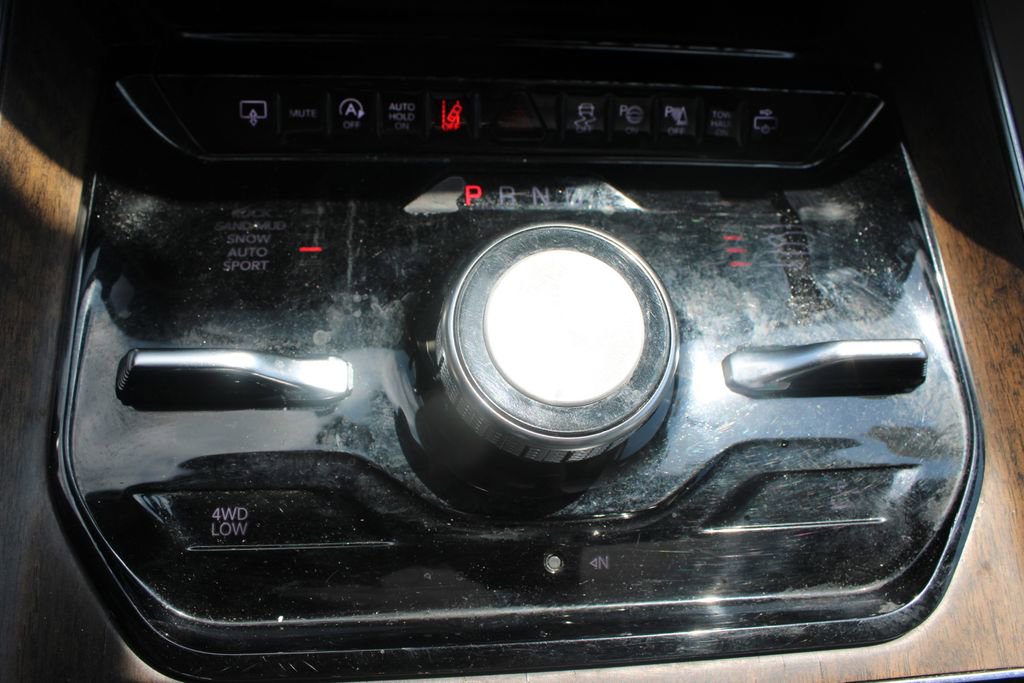 Used 2023 Jeep Grand Wagoneer Series II w/ Flexible Seating Group image 24