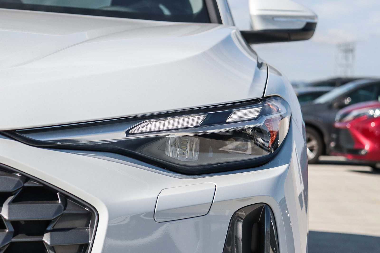 New 2025 Audi Q5 Premium image 4