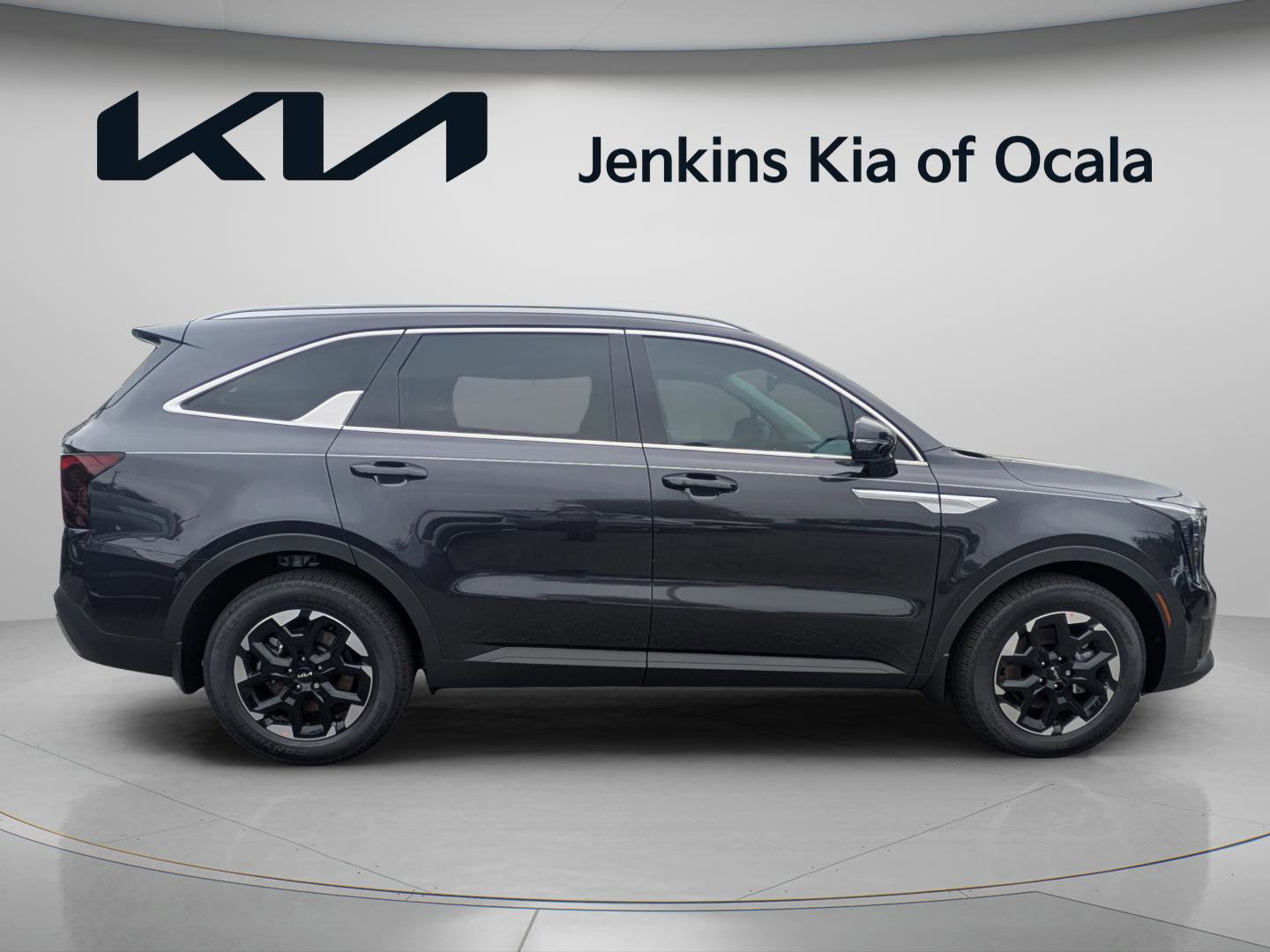 New 2026 Kia Sorento S FWD image 2