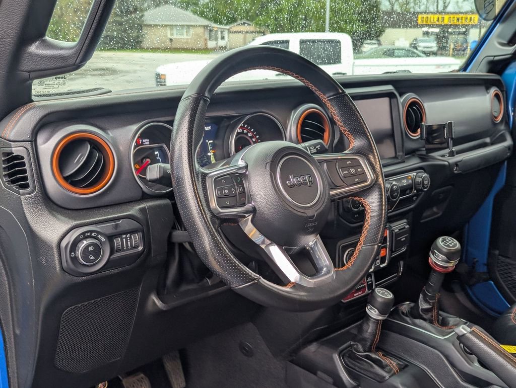 Used 2022 Jeep Gladiator Mojave w/ Trailer Tow Package AWD/4WD image 9