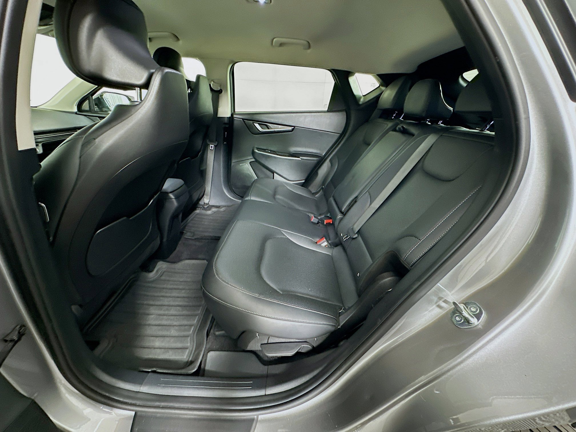 Used 2024 Kia EV6 Wind w/ Wind Technology Package image 28