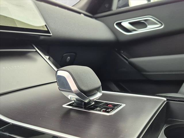 New 2026 Land Rover Range Rover Velar Belgravia AWD/4WD image 19