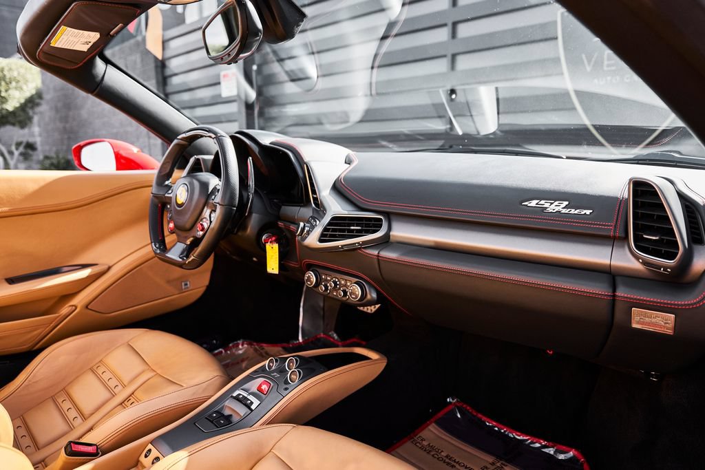 Used 2012 Ferrari 458 Spider RWD image 40