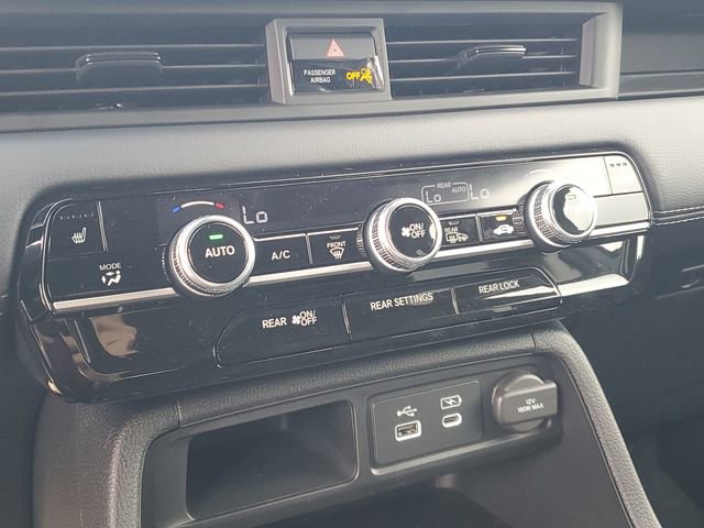 New 2025 Honda Pilot Touring image 24