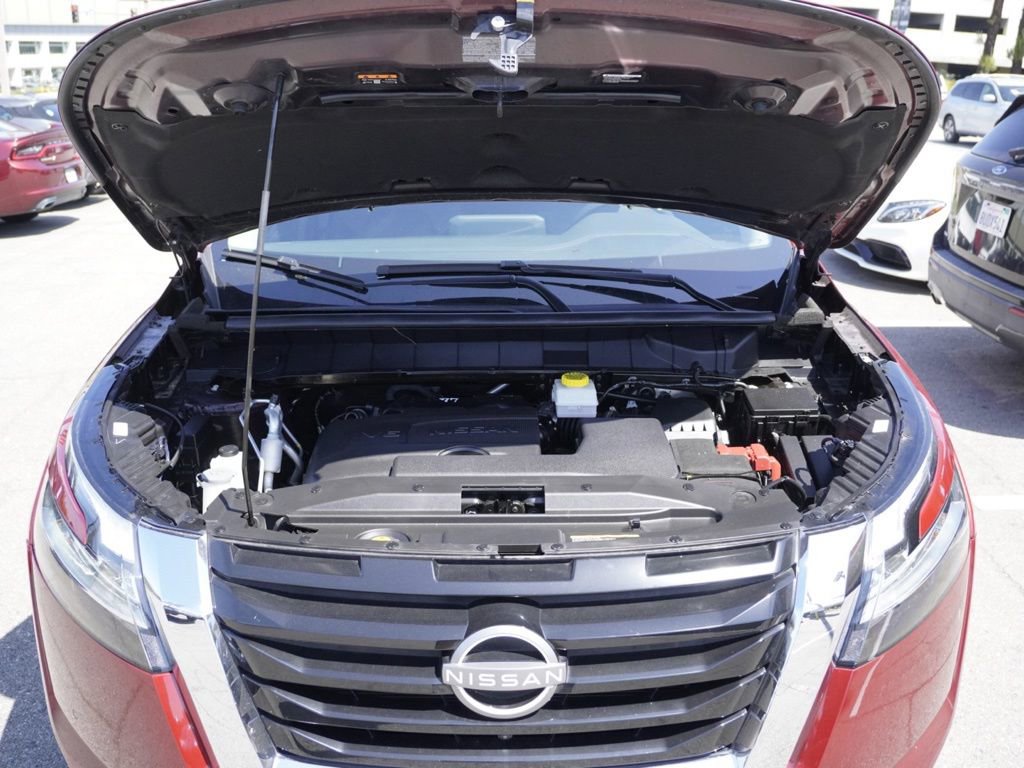Used 2024 Nissan Pathfinder SL FWD image 22