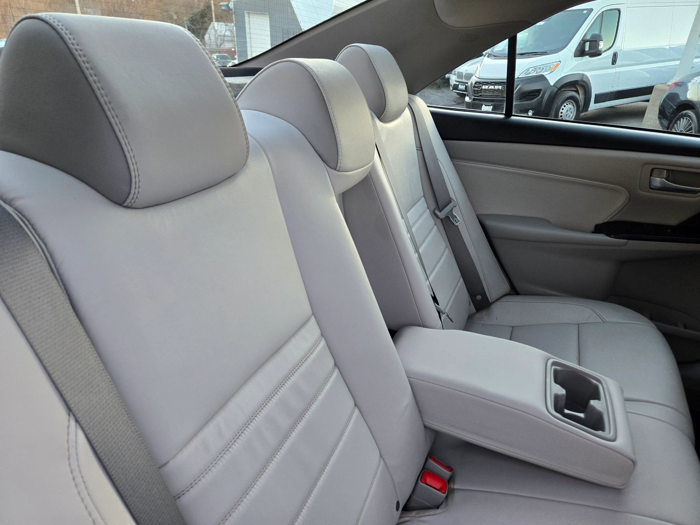 Used 2017 Toyota Camry XLE image 54