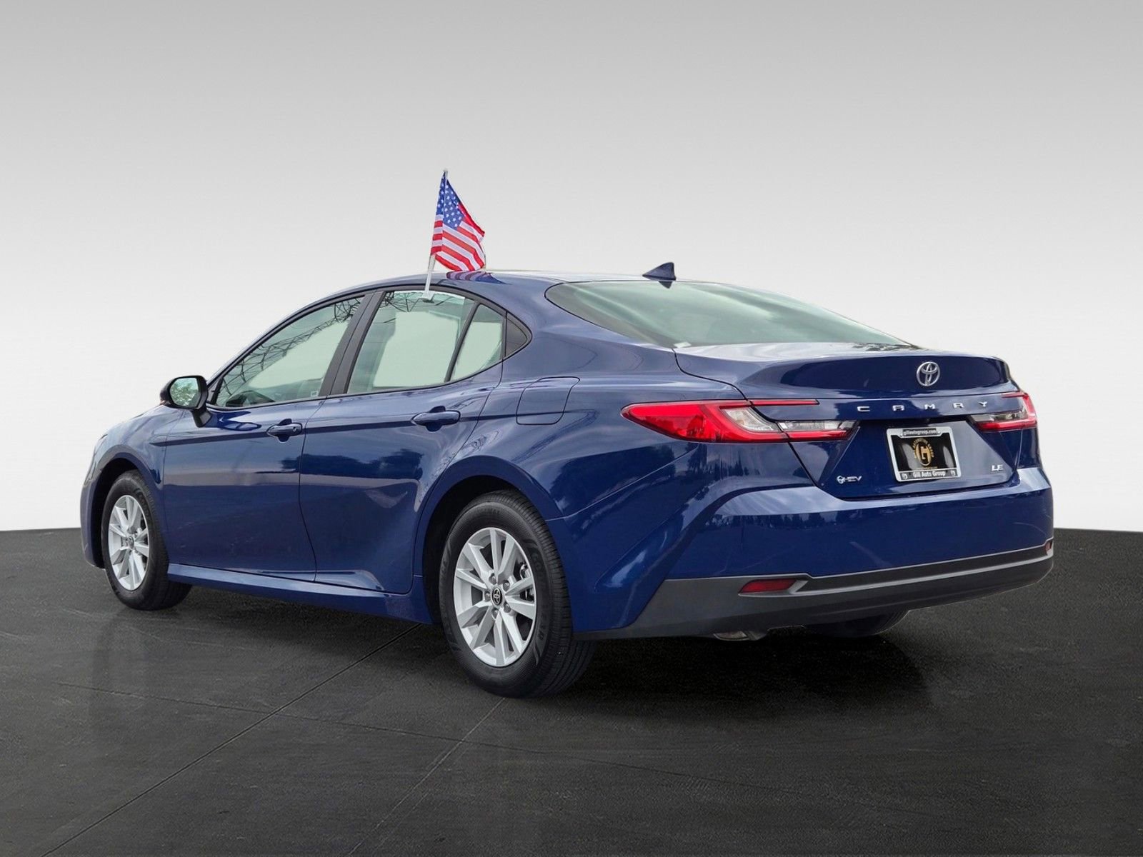 Used 2026 Toyota Camry LE FWD image 6