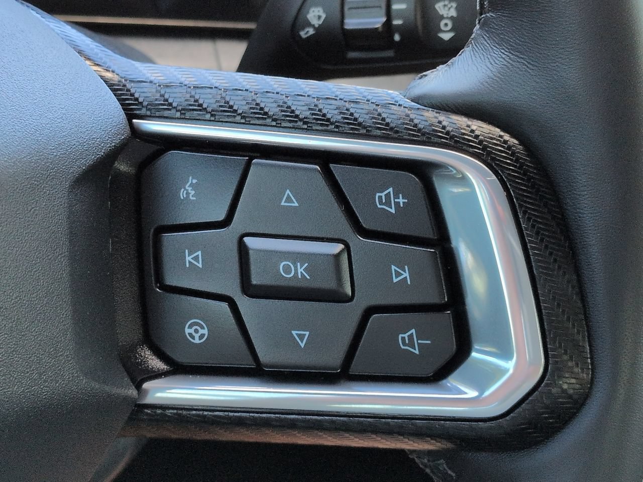Used 2025 Ford Mustang GT RWD image 22