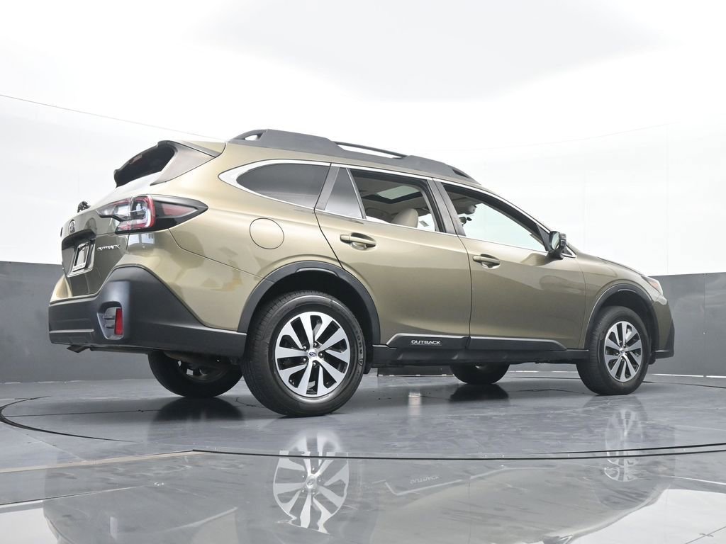 Used 2021 Subaru Outback Premium image 60
