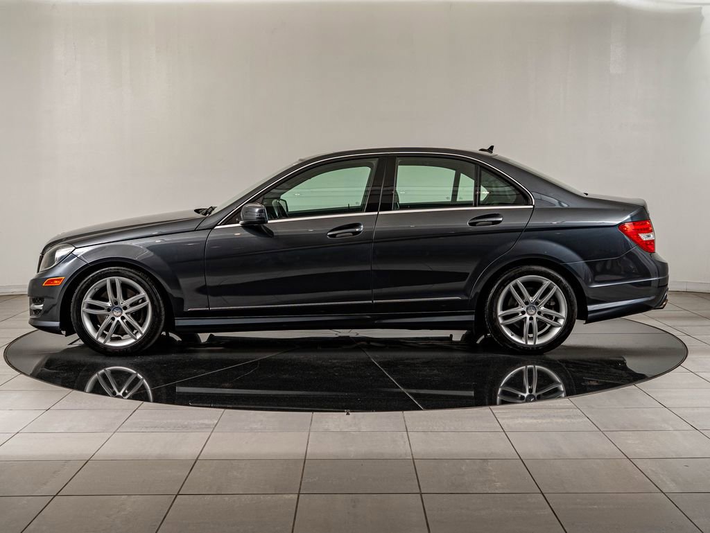 Used 2013 Mercedes-Benz C 300 4MATIC Sedan image 8