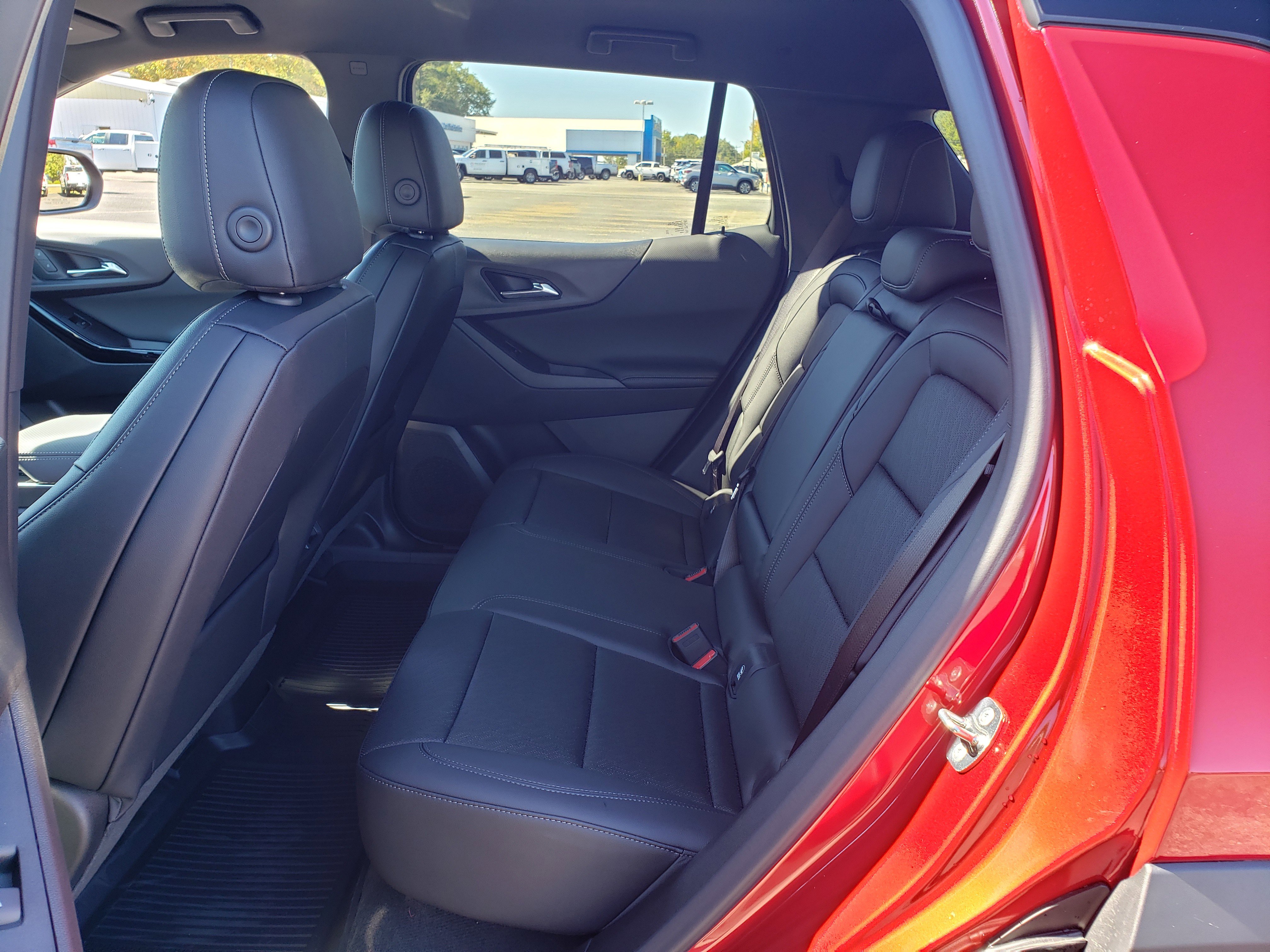 New 2026 Chevrolet Equinox LT w/ Convenience Package II image 35