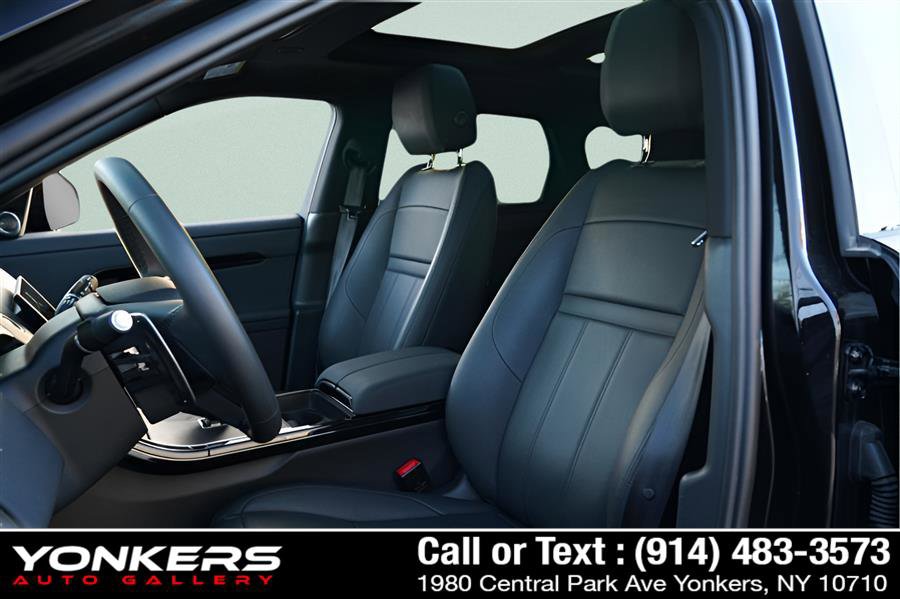 Used 2024 Land Rover Range Rover Evoque S image 54