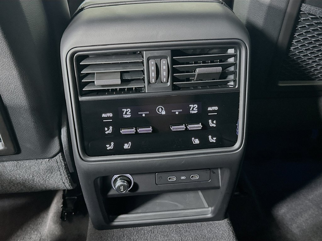 New 2026 Porsche Cayenne AWD/4WD image 27