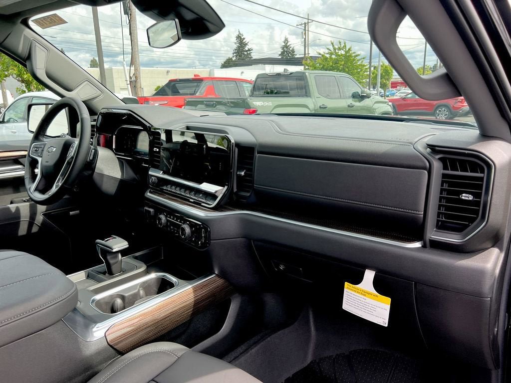 New 2026 Chevrolet Silverado 1500 RST w/ Convenience Package II AWD/4WD image 22