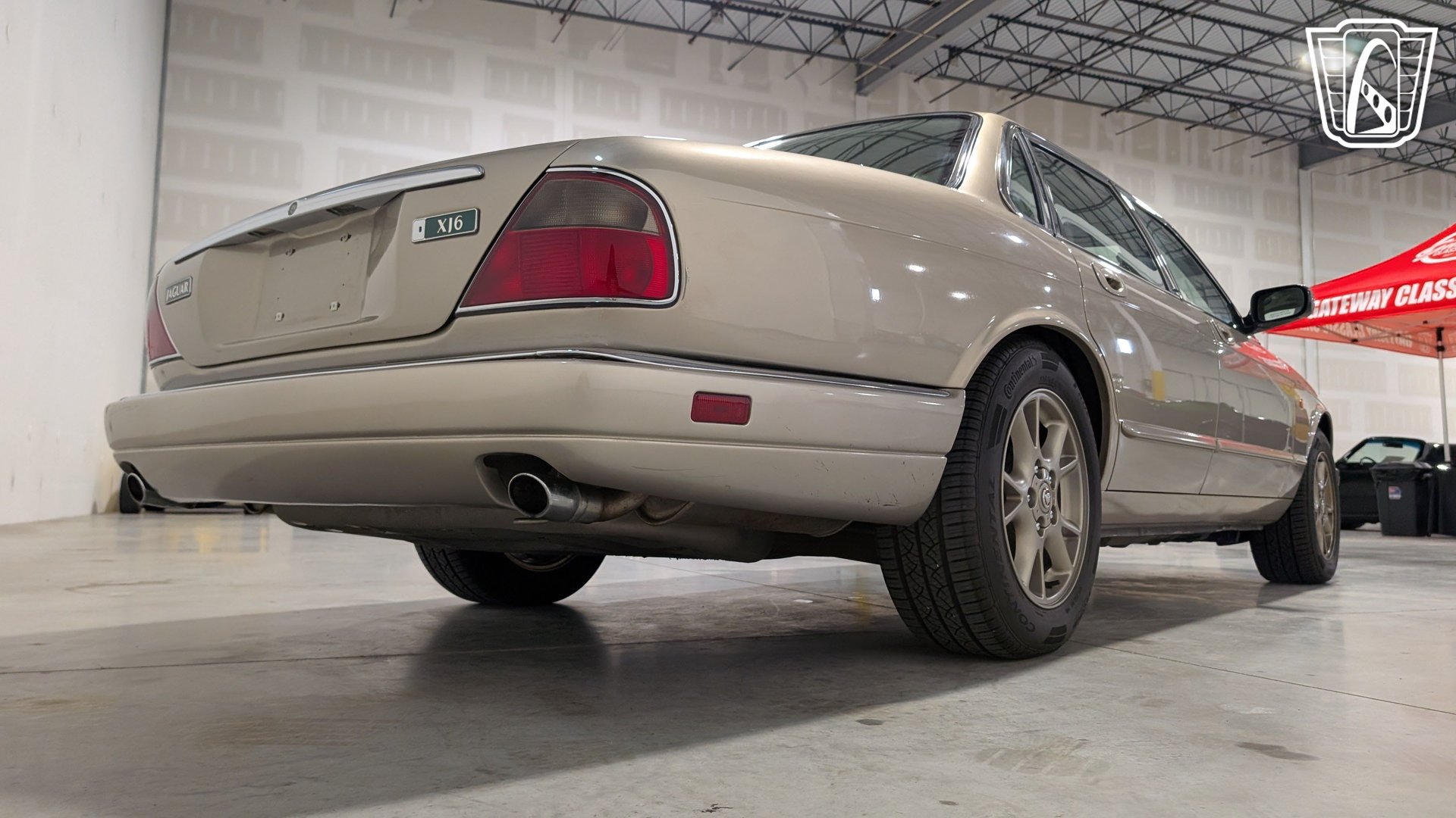 Used 1996 Jaguar XJ6 RWD image 15
