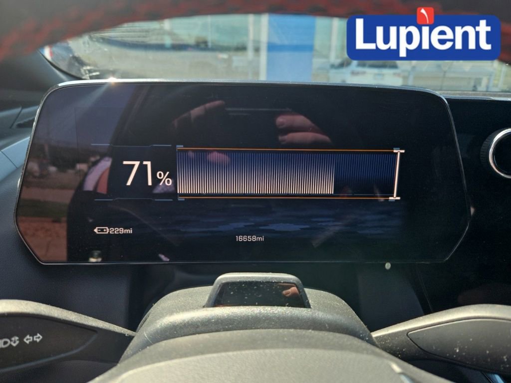 Used 2024 Chevrolet Equinox EV RS FWD image 18