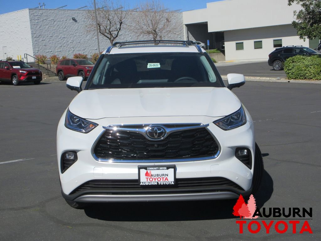 New 2026 Toyota Highlander Platinum image 20