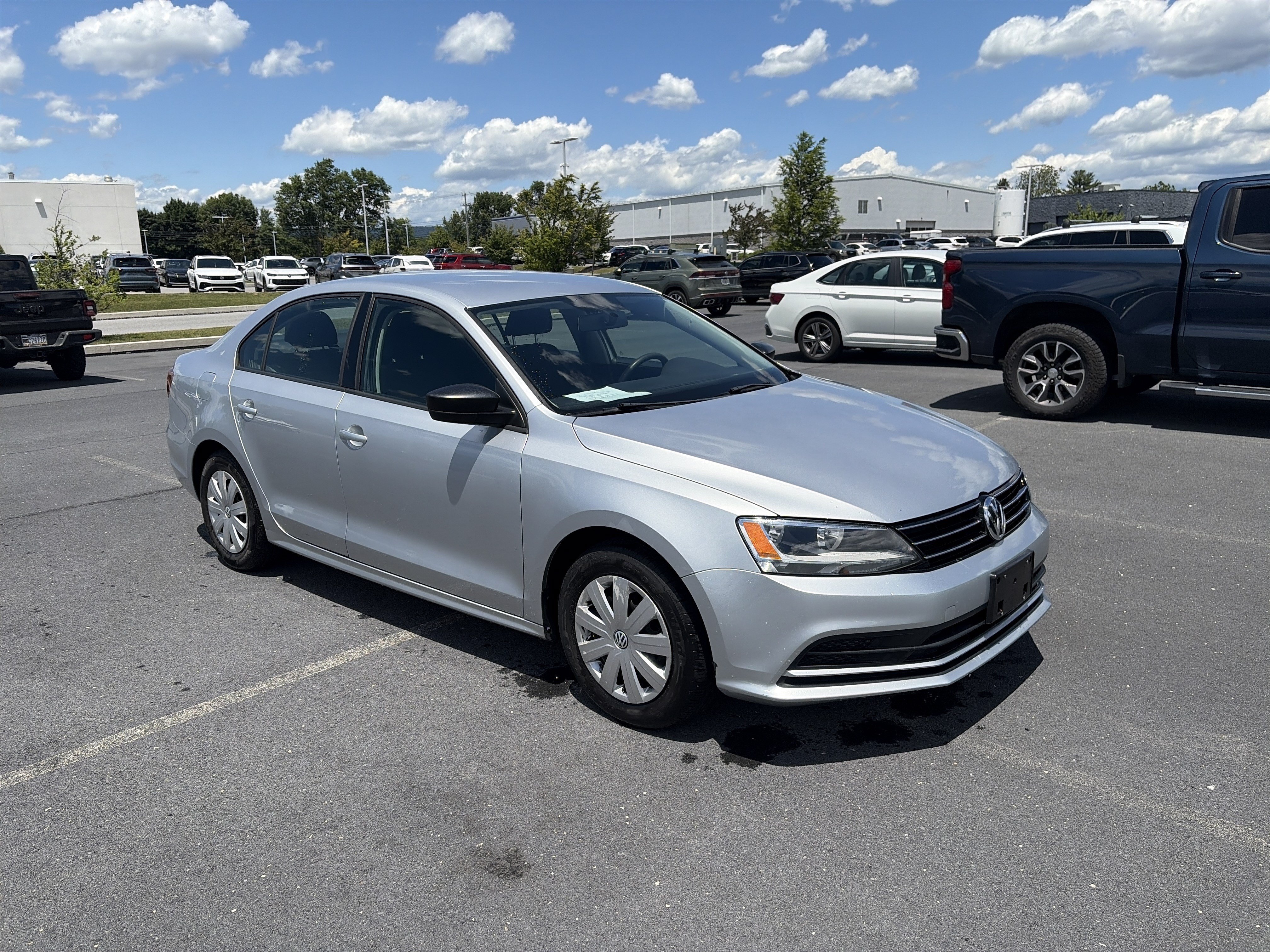 Used 2016 Volkswagen Jetta S FWD image 3
